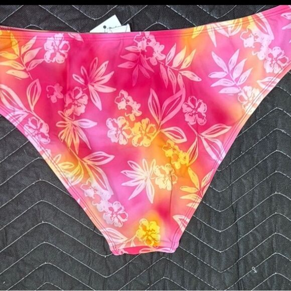 Cupshe Tropical Pink and Yellow Bikini - Picture 8 of 8